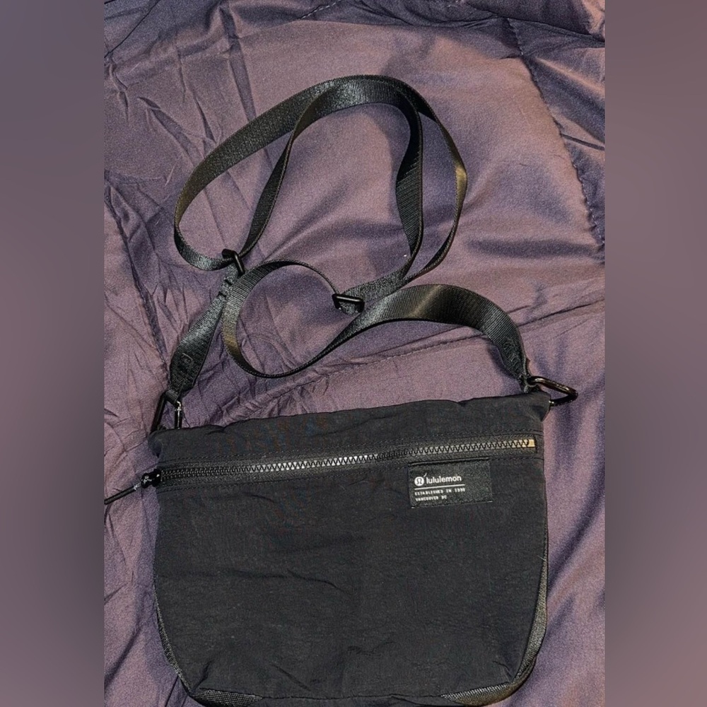 Lululemon crossbody bag